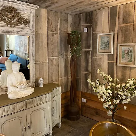 Les Monts D'amara, Ressourcement, Nature, Santé Bed & Breakfast