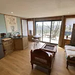 Bed and breakfast Les Monts D'amara, Ressourcement, Nature, Santé Campuac