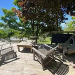 Bed and breakfast Les Monts D'amara, Ressourcement, Nature, Santé Campuac