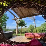 Bed and breakfast Les Monts D'amara, Ressourcement, Nature, Santé Campuac