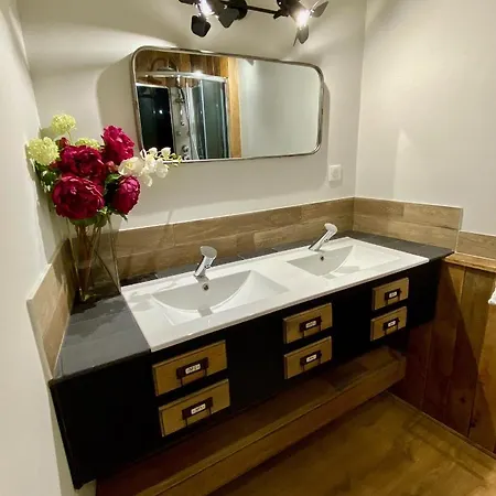 Bed & Breakfast Les Monts D'amara, Ressourcement, Nature, Sante Campuac