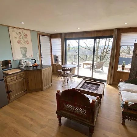 Bed & Breakfast Les Monts D'amara, Ressourcement, Nature, Sante Campuac